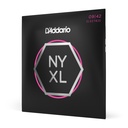 D'Addario NYXL0942 - Electric Strings [Regular Light]