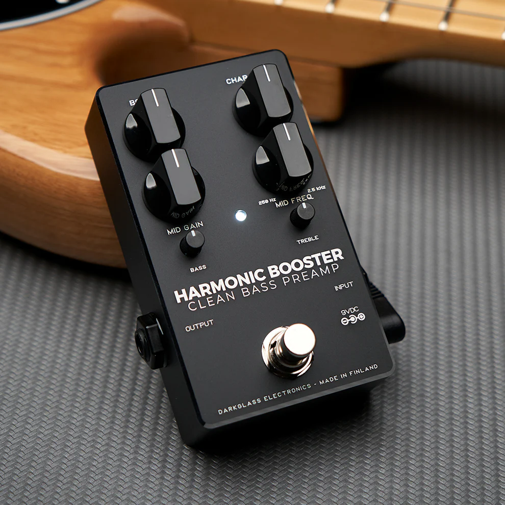 Darkglass Harmonic Booster - Pédale Preamp pour Basse - Amélioration Sonore