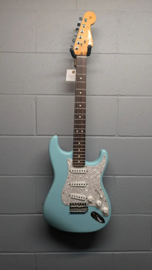Fender Américaine Limitée Cory Wong Stratocaster - Guitare Électrique - Daphne Blue