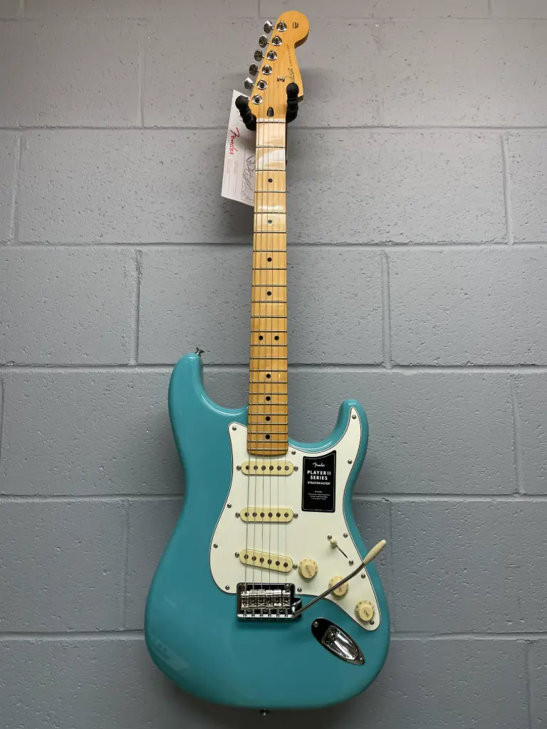 Fender Player II Stratocaster - Guitare Électrique - Aquatone Blue Usagée