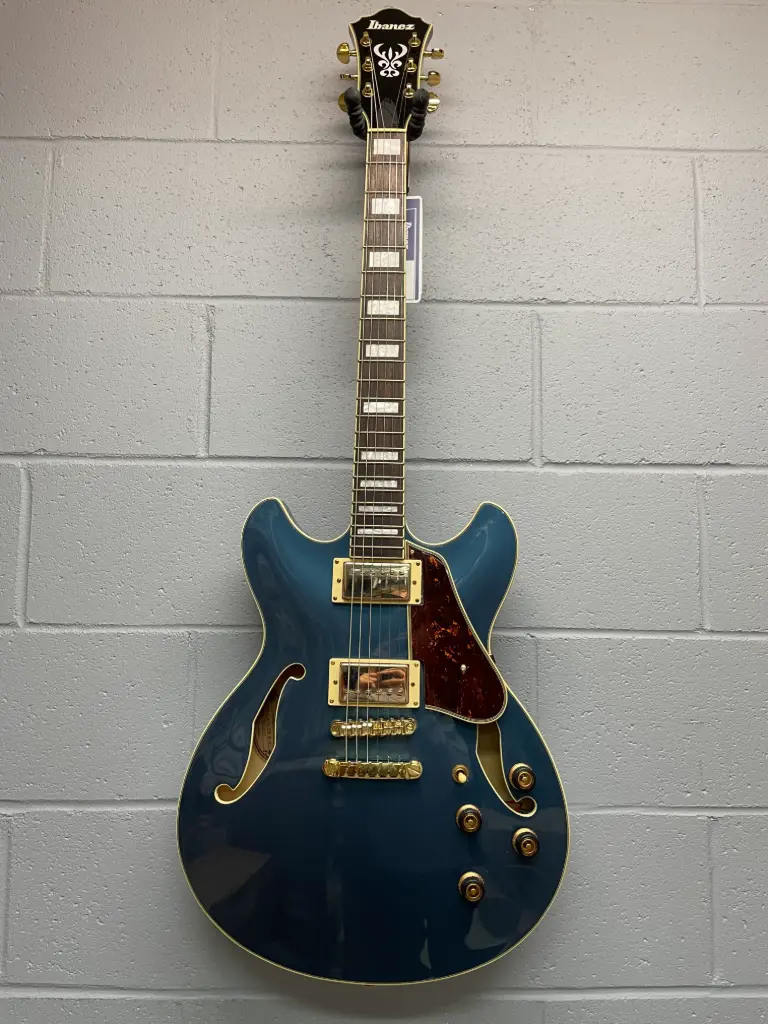 Ibanez électrique Artcore AS73G Halo body Prussian Blue Meta