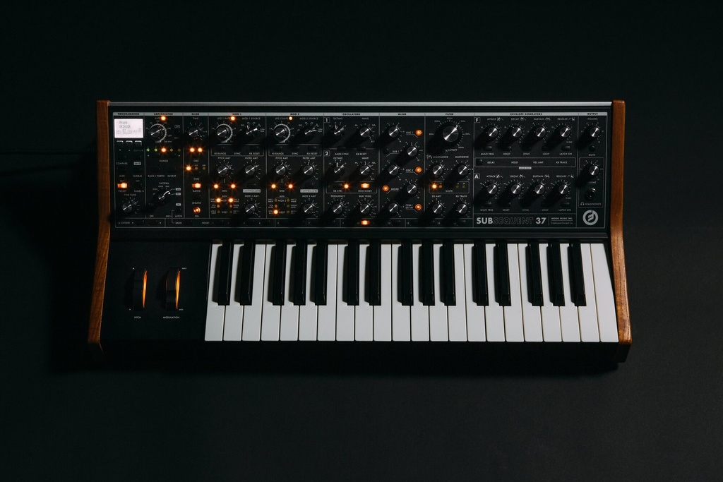 Moog Subsequent 37 - Synthétiseur Analogique - Performance