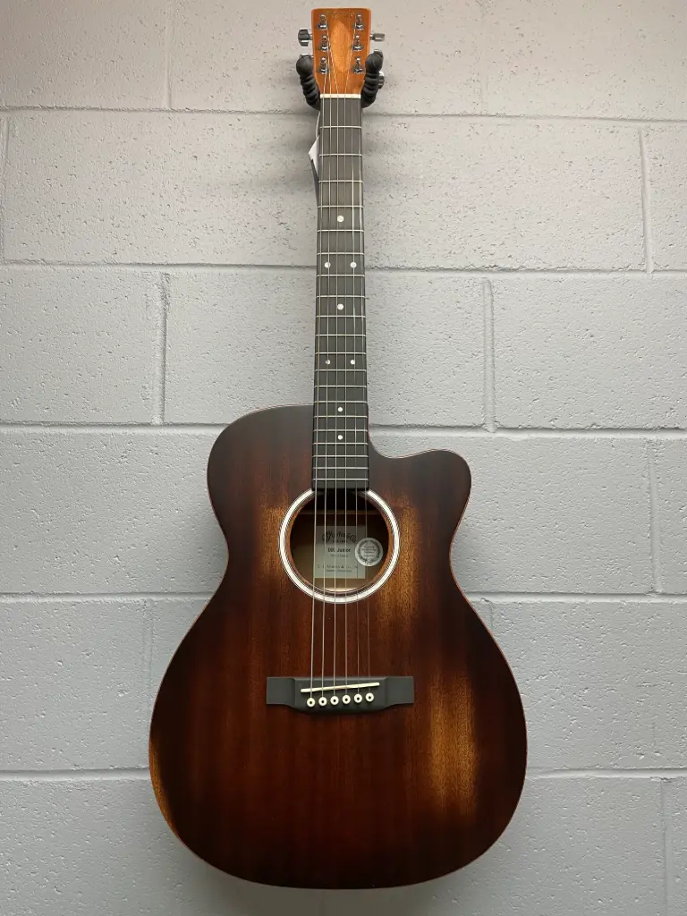 Martin 000-Jr 10E StreetMaster - Electro-Acoustic Guitar - Compact Model