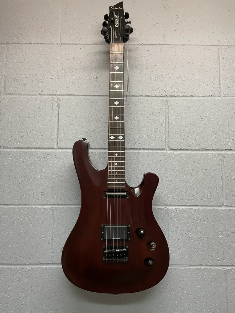 Schecter 006 HS - Guitare électrique usagée - Performance et style