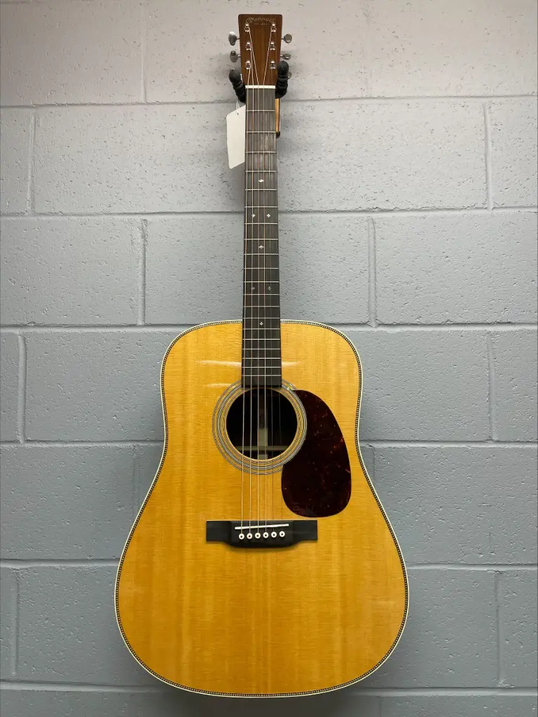 Martin HD28 - Guitare Acoustique - Standard 