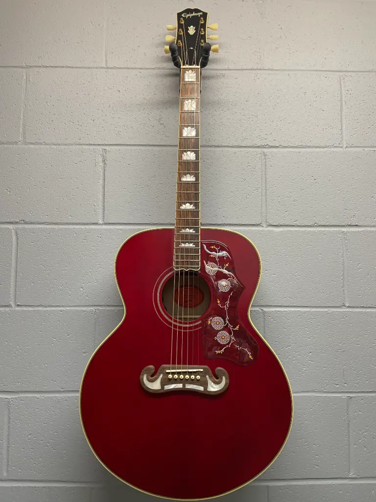 Epiphone Guitare acoustique-électrique J-200 Inspired by Gibson en série limitée (fini rouge vin)