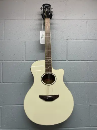 [APX600VW-US] Yamaha APX600 - Guitare Électro-acoustique Usagée