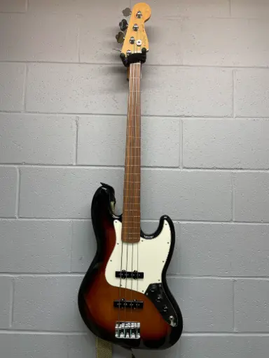 [0149933500] Player Jazz Bass® Fretless, Pau Ferro Fingerboard, 3-Color Sunburst