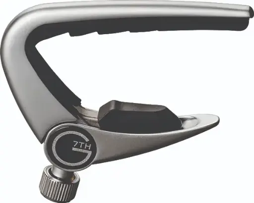 [G7NP-12] Capodastre pour Guitare Newport, 12 cordes, argent avec tampon de corde compensé