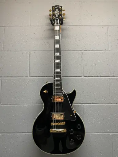 [ECLPCEBGH] Epiphone Guitare électrique Les Paul Custom (fini ébène, étui inclus)