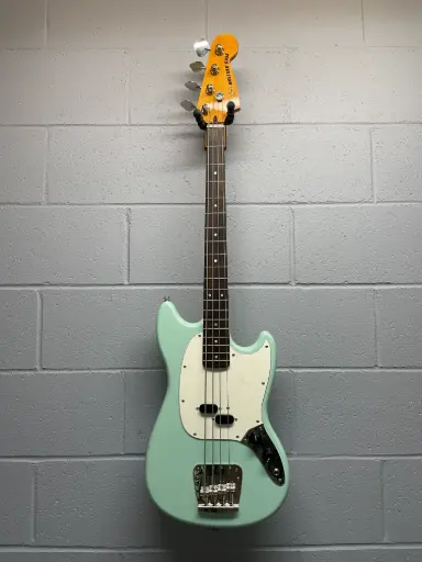 [037-4570-557] Squier Classic Vibe Mustang Bass Usagé